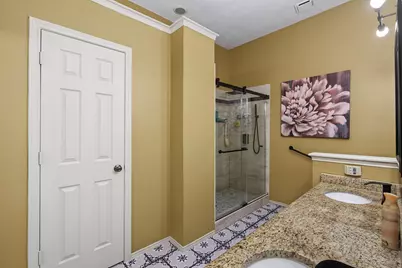 1322 Overlook Drive, Lewisville, TX 75067 - Photo 15