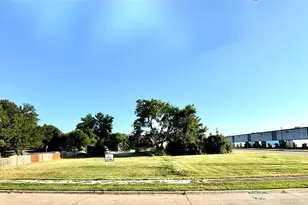 3740 Bayside St, Dallas, TX 75212 - Photo 1