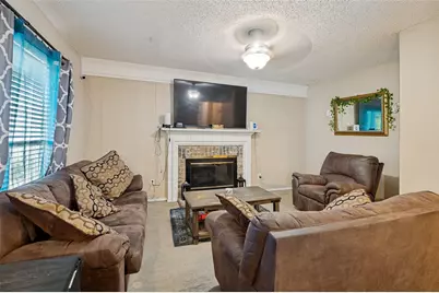4442 Mercer Street, Grand Prairie, TX 75052 - Photo 9