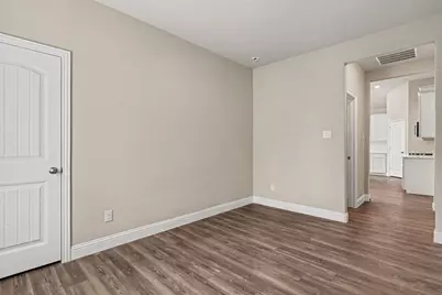 2806 Grand Lookout Lane, Arlington, TX 76001 - Photo 19