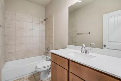 2806 Grand Lookout Lane, Arlington, TX 76001 - Photo 15