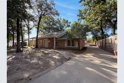 813 Wheelwood Drive, Hurst, TX 76053 - Photo 21