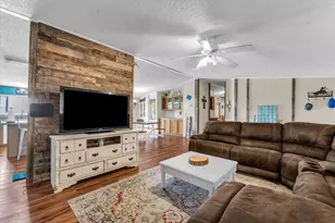 163 Hcr 3255, Mount Calm, TX 76673 - Photo 11