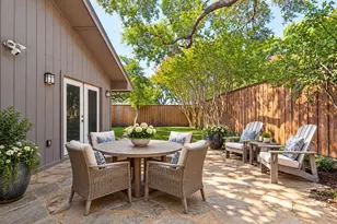 6018 Spring Flower Trail, Dallas, TX 75248 - Photo 23