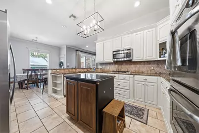 100 Painted Horse Trail, Waco, TX 76712 - Photo 21