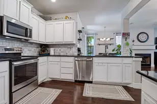 909 Cope St, Mansfield, TX 76065 - Photo 11