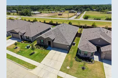 320 Sculptors Crossing, Springtown, TX 76082 - Photo 31