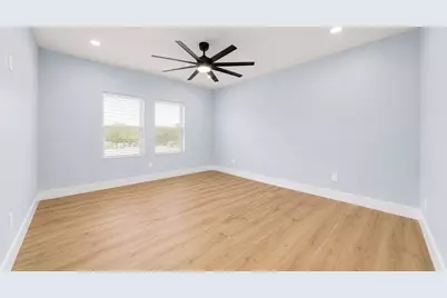 1115 E Oleander Street, Fort Worth, TX 76104 - Photo 29