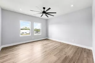 1115 E Oleander St, Fort Worth, TX 76104 - Photo 15