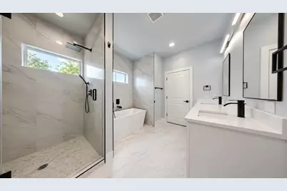 1115 E Oleander Street, Fort Worth, TX 76104 - Photo 33