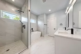 1115 E Oleander St, Fort Worth, TX 76104 - Photo 33