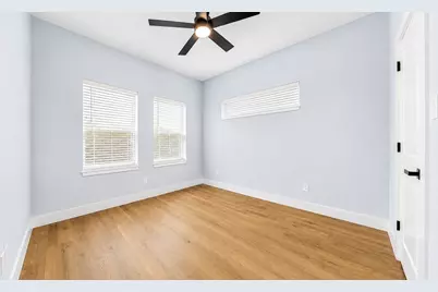 1115 E Oleander Street, Fort Worth, TX 76104 - Photo 31