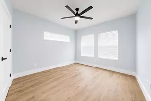 1115 E Oleander St, Fort Worth, TX 76104 - Photo 29