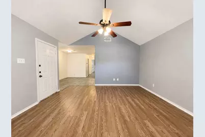3417 Stanley Avenue, Fort Worth, TX 76110 - Photo 5
