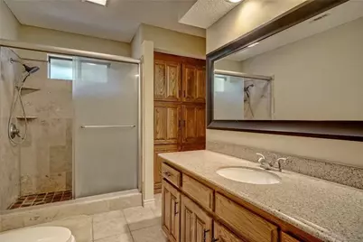 5705 Royal Club Drive, Arlington, TX 76017 - Photo 17