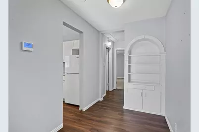 210 W Willingham Street #B, Cleburne, TX 76033 - Photo 7