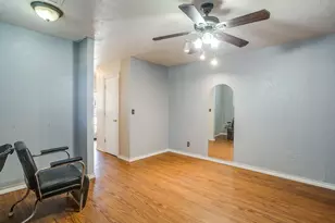 515 W Bridge St, Weatherford, TX 76086 - Photo 25