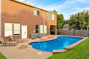 308 Foxbury Dr, Euless, TX 76040 - Photo 3