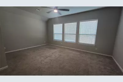 4805 Briarwood Drive, Haltom City, TX 76137 - Photo 9