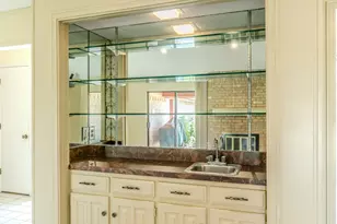 4400 Kingswick Dr, Arlington, TX 76016 - Photo 5