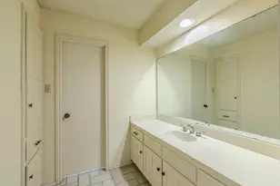 4400 Kingswick Dr, Arlington, TX 76016 - Photo 17