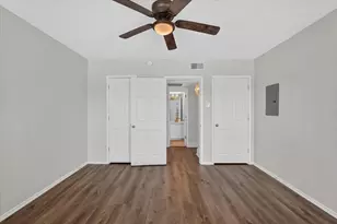 7734 Meadow Rd, Dallas, TX 75230 - Photo 17