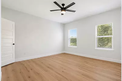 1516 E Humbolt Street, Fort Worth, TX 76104 - Photo 7