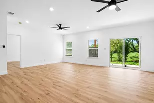 1516 E Humbolt St, Fort Worth, TX 76104 - Photo 3