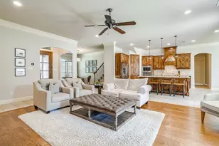 7259 Oak Creeks Ct, Fort Worth, TX 76135 - Photo 9