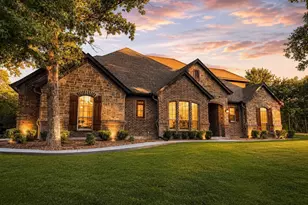 7259 Oak Creeks Ct, Fort Worth, TX 76135 - Photo 1