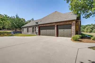 7259 Oak Creeks Court, Fort Worth, TX 76135 - Photo 37