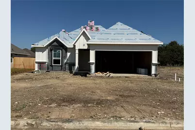 107 Jenjira Way, McGregor, TX 76657 - Photo 1