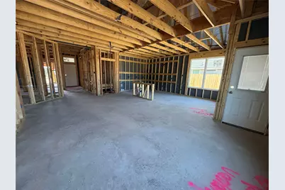 107 Jenjira Way, McGregor, TX 76657 - Photo 3
