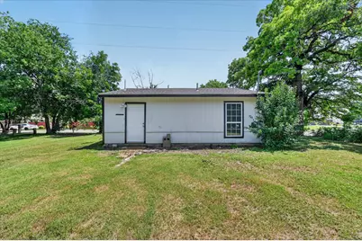 601 Royal Street, Cleburne, TX 76031 - Photo 21