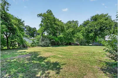 601 Royal Street, Cleburne, TX 76031 - Photo 23