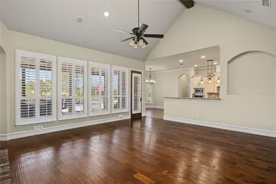 124 Carnes Court, Springtown, TX 76082 - Photo 11
