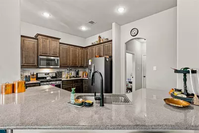 6016 Dunnlevy Drive, Fort Worth, TX 76179 - Photo 11
