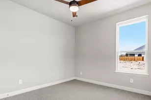 17125 Manzanilla Dr, Justin, TX 76247 - Photo 19