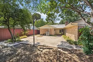 11125 Cactus Ln, Dallas, TX 75238 - Photo 37