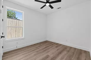 511 Avenue J, Dallas, TX 75203 - Photo 27