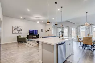 101 St Meena Ct, Fort Worth, TX 76120 - Photo 5