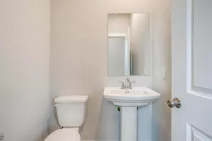 4532 Hogan's Alley Dr, Arlington, TX 76001 - Photo 17