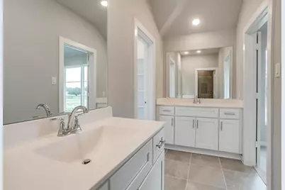 4532 Hogans Alley Drive, Arlington, TX 76001 - Photo 21