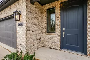4532 Hogan's Alley Dr, Arlington, TX 76001 - Photo 3