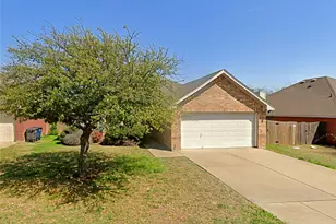 3112 EastCrest Ct, Fort Worth, TX 76105 - Photo 1
