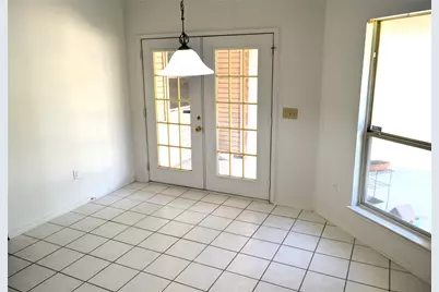 3112 Eastcrest Court, Fort Worth, TX 76105 - Photo 7
