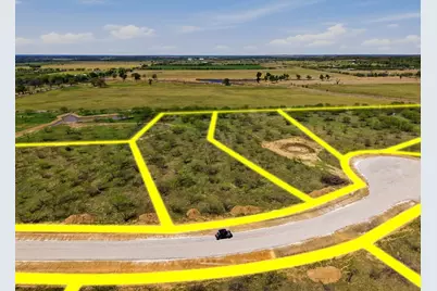 1425 Weston Ridge, Grandview, TX 76050 - Photo 1