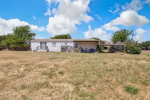 12156 Thistle Ln, Justin, TX 76247 - Photo 31