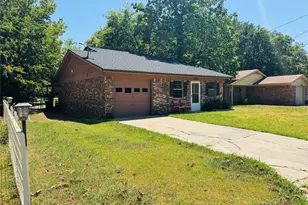 1210 S Clements St, Gainesville, TX 76240 - Photo 39