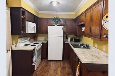 1210 S Clements Street, Gainesville, TX 76240 - Photo 15